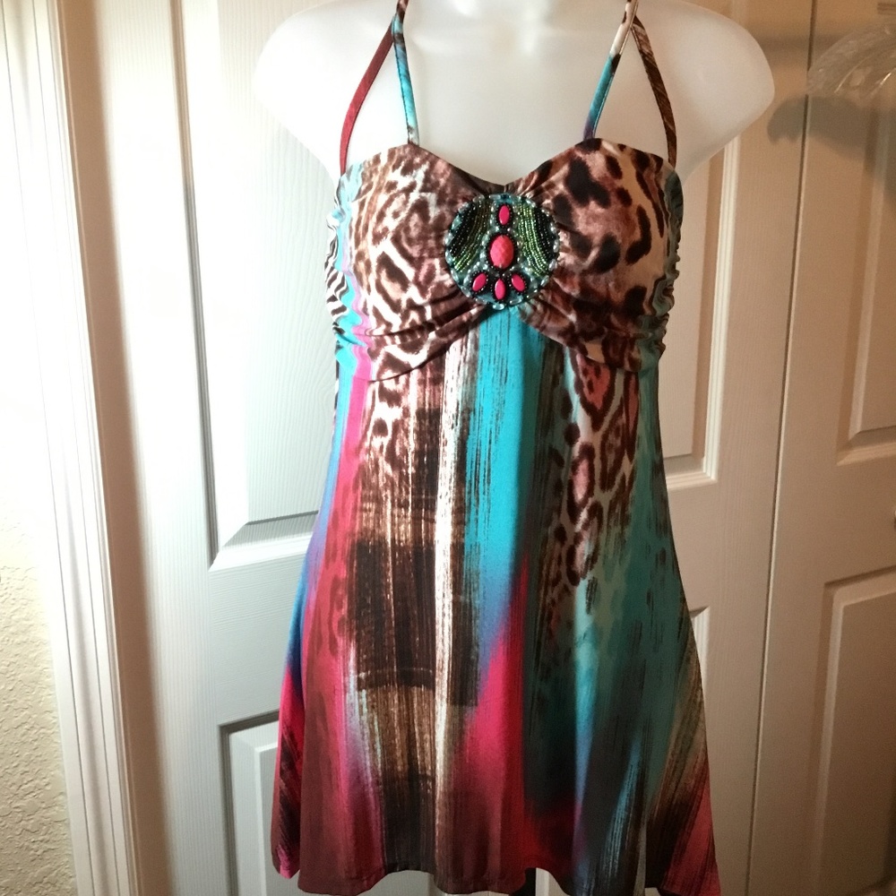 NWOT ~ Venus sz M TOP